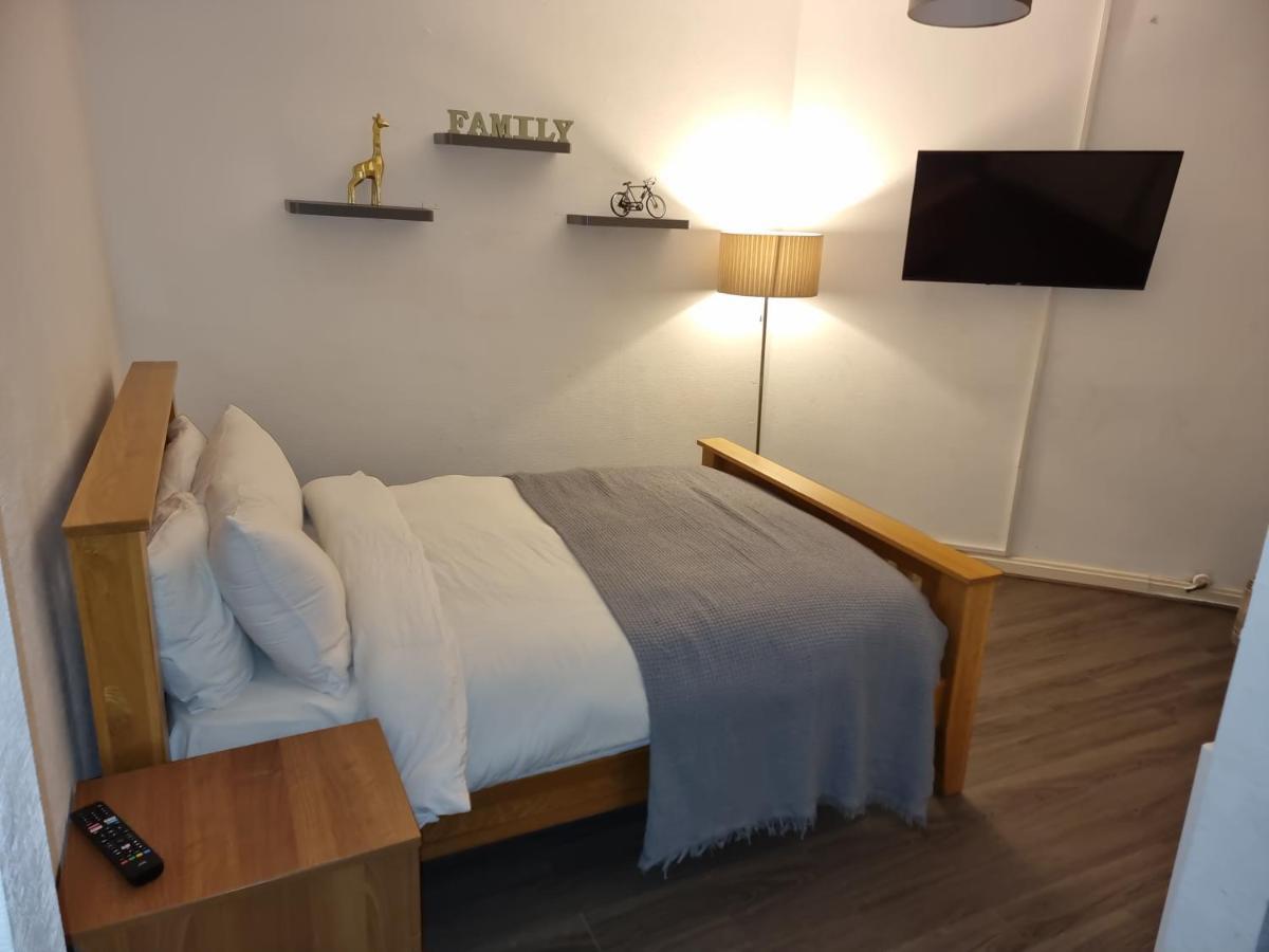 Dorset Arms Hotel Волсенд Екстер'єр фото