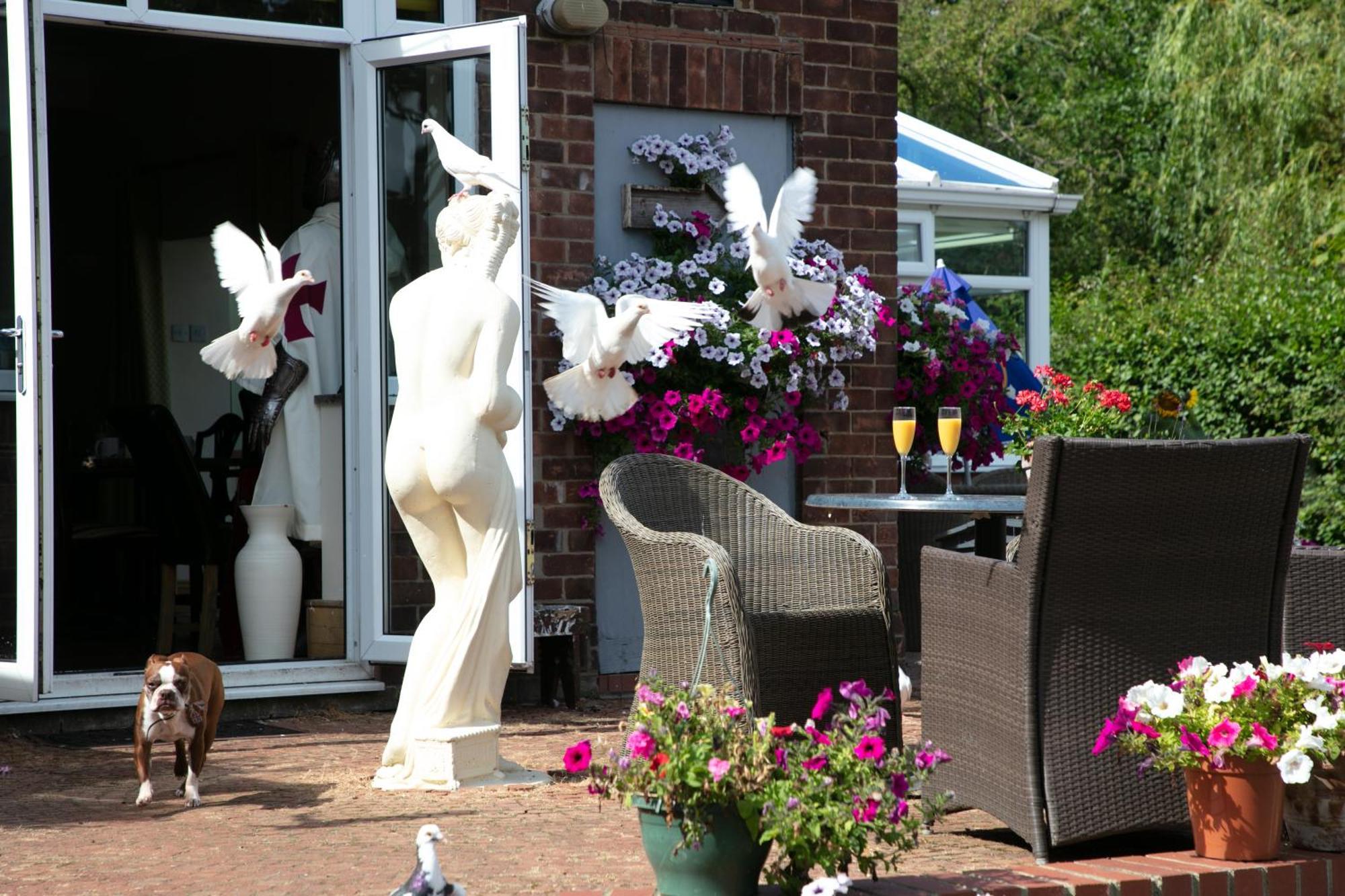 Dorset Arms Hotel Волсенд Екстер'єр фото