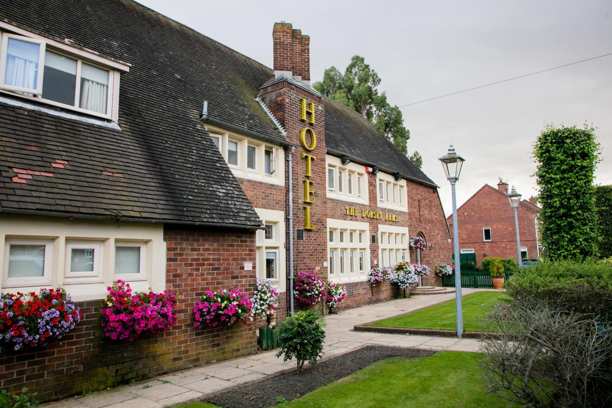 Dorset Arms Hotel Волсенд Екстер'єр фото