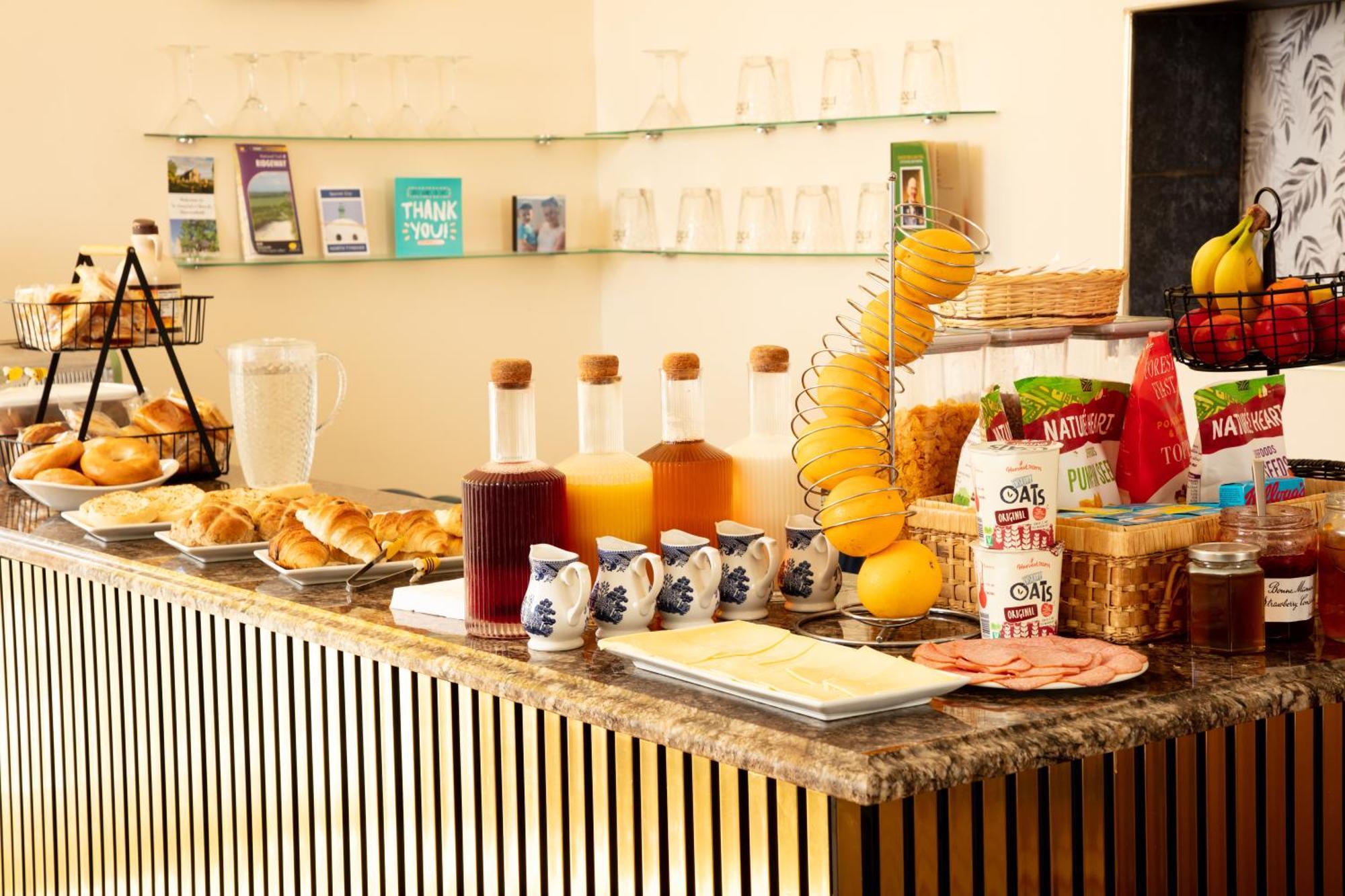 Dorset Arms Hotel Волсенд Екстер'єр фото